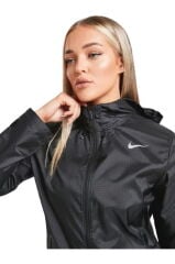 Nike Running Essential Jacket in Black Kadın Spor Ceket-Yağmurluk CU3217-010