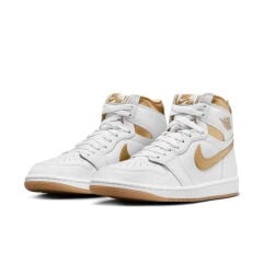 Air Jordan 1 Retro High OG Kadın Basketbol Ayakkabısı FD2596-107
