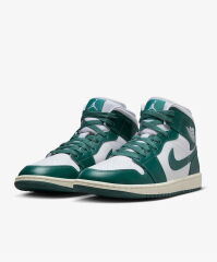 Nike Air Jordan 1 Mid Kadın Basketbol Ayakkabısı BQ6472-133
