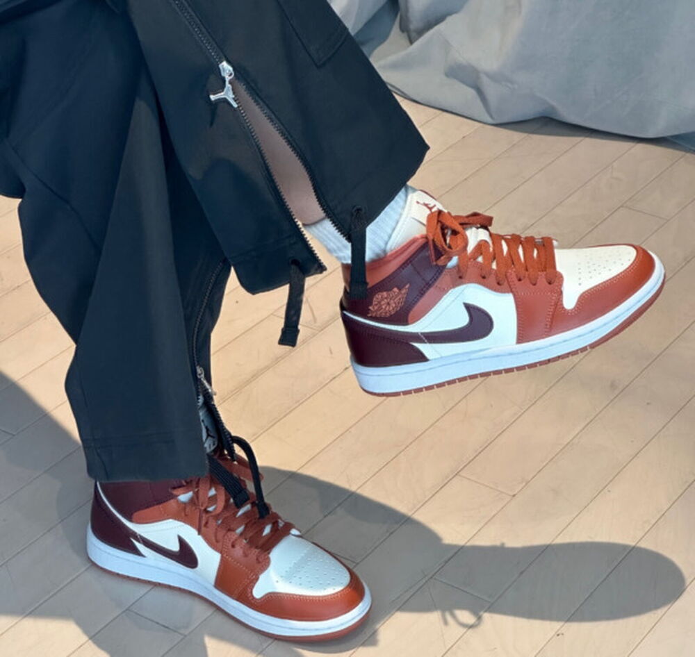 Air Jordan 1 Mid Kadın Basketbol Ayakkabısı BQ6472-200