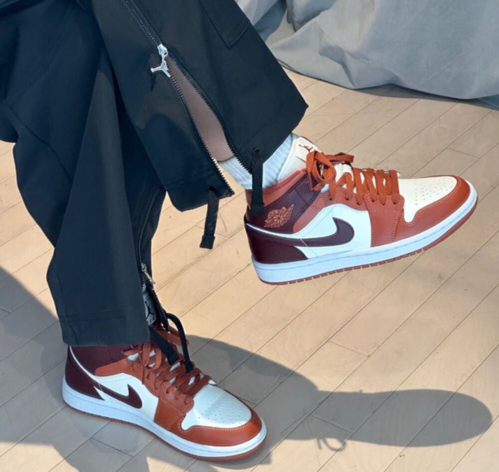 Air Jordan 1 Mid Kadın Basketbol Ayakkabısı BQ6472-200