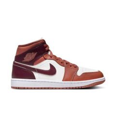 Air Jordan 1 Mid Kadın Basketbol Ayakkabısı BQ6472-200