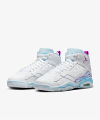 Nike Jordan Mvp Basketbol Ayakkabısı DZ5577-105 (YARIM NUMARA BÜYÜK ALMANIZI ÖNERİRİZ)