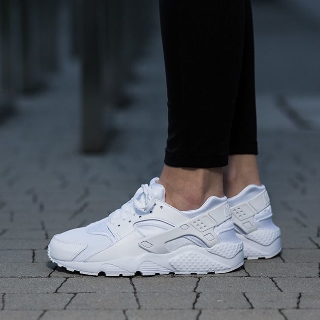 Nike Huarache Run (Gs) Kadın Beyaz Spor Ayakkabı 654275-110