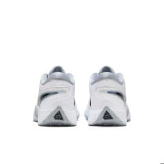 Nike Giannis Freak 6 Erkek Basketbol Ayakkabısı FJ7792-102 (YARIM NUMARA BÜYÜK ALMANIZI ÖNERİRİZ)