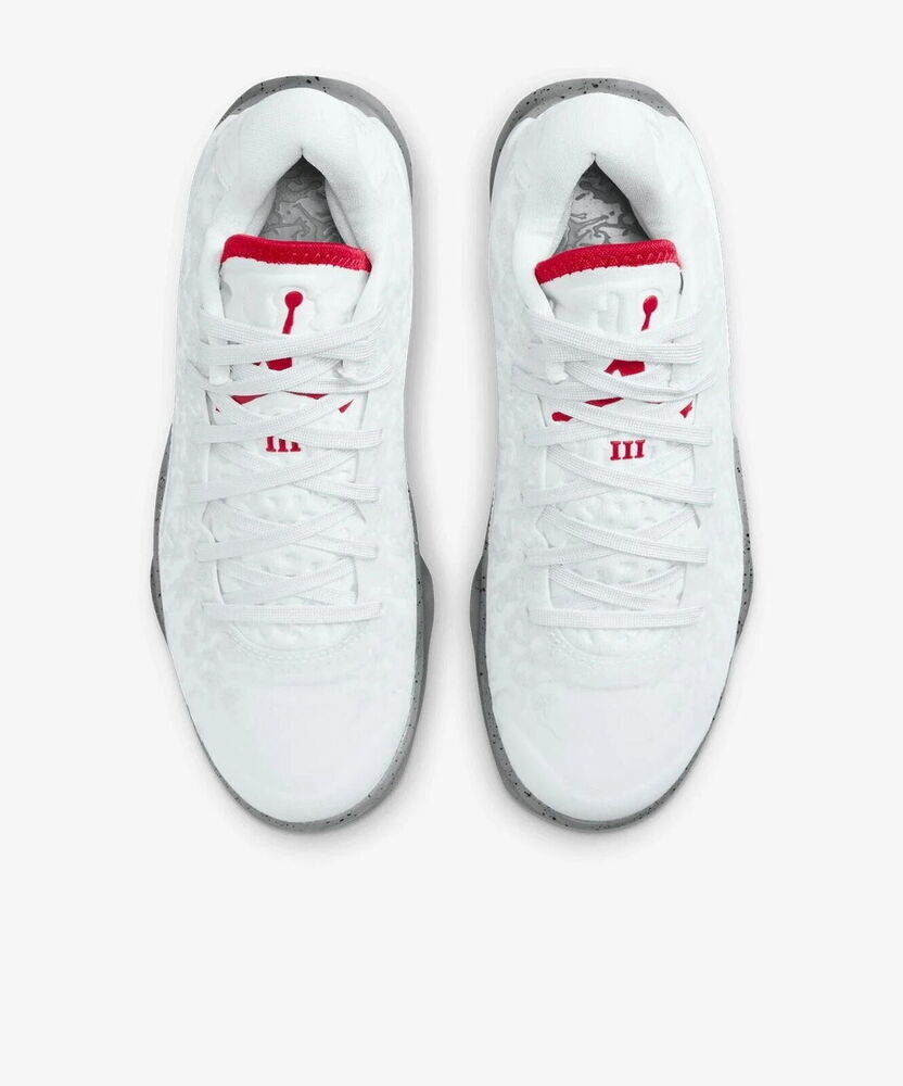 Nike Jordan Zion 3 Unisex Basketbol Ayakkabısı DV3869-106 (YARIM NUMARA BÜYÜK ALMANIZI ÖNERİYORUZ)