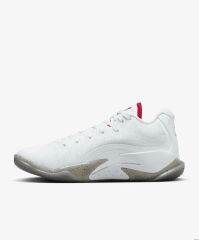 Nike Jordan Zion 3 Unisex Basketbol Ayakkabısı DV3869-106 (YARIM NUMARA BÜYÜK ALMANIZI ÖNERİYORUZ)