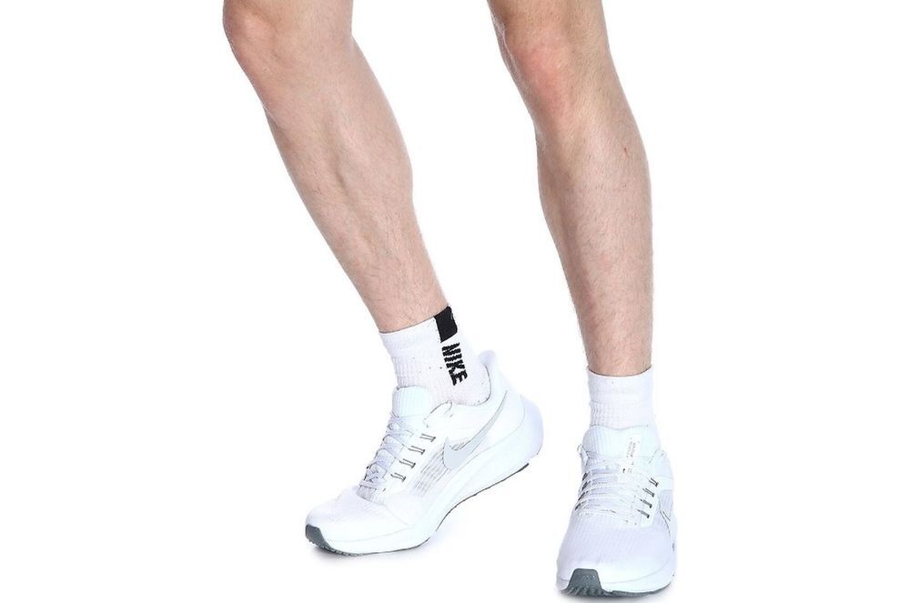 Nike Air Zoom Pegasus 39 Erkek Koşu Ayakkabısı DH4071-100