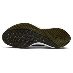 Nike Air Zoom Vomero 16   Koşu Ayakkabısı DA7245-200 (YARIM NUMARA BÜYÜK ALMANIZI ÖNERİRİZ)