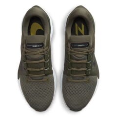Nike Air Zoom Vomero 16   Koşu Ayakkabısı DA7245-200 (YARIM NUMARA BÜYÜK ALMANIZI ÖNERİRİZ)