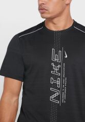 Nike Mens Breathe Mıler Runnıng Top Erkek Tişört DB4003-010