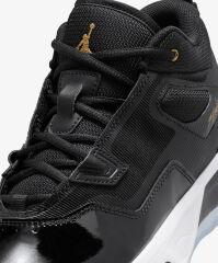 Nike Jordan Stay Loyal 3 Basketbol Ayakkabısı FB9922-002 (YARIM NUMARA BÜYÜK ALMANIZI ÖNERİRİZ)