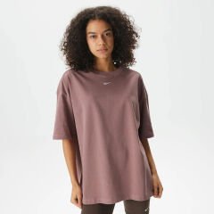 Nike Sportswear Essential Oversized Kadın  T-Shirt dx7910-206 (BİR BEDEN KÜÇÜK ALMANIZI  ÖNERİYORUZ)