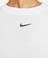 Nike Sportswear Essential Kısa Kollu Kadın  Spor Tişört DV7882-100