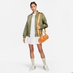 Nike Sportswear Essential Kısa Kollu Kadın  Spor Tişört DV7882-100