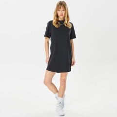 Nike Sportswear Essential Kısa Kollu Kadın  Spor Tişört DV7882-010