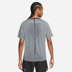 Nike Dri-Fit ADV Techknit Ultra Ss Erkek Tişört - DM4753-010