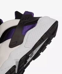 Nike Air Huarache Kadın Spor Ayakkabı DH4439-105 (BİR NUMARA BÜYÜK ALMANIZI ÖNERİYORUZ)