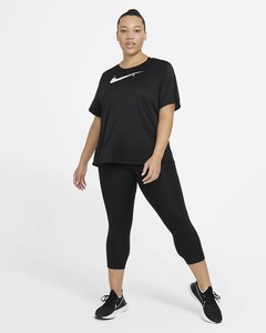  Nike Running Plus Swoosh T-shirt in Black  DC6912-010