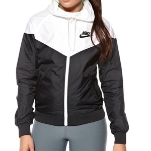  Nike Sportswear Windrunner Jacket Women's Black White CN6910-011