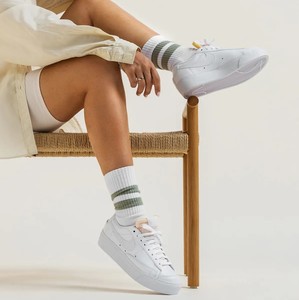 Nike W Blazer Low Platform Premium Koleksiyonu DJ0292-100